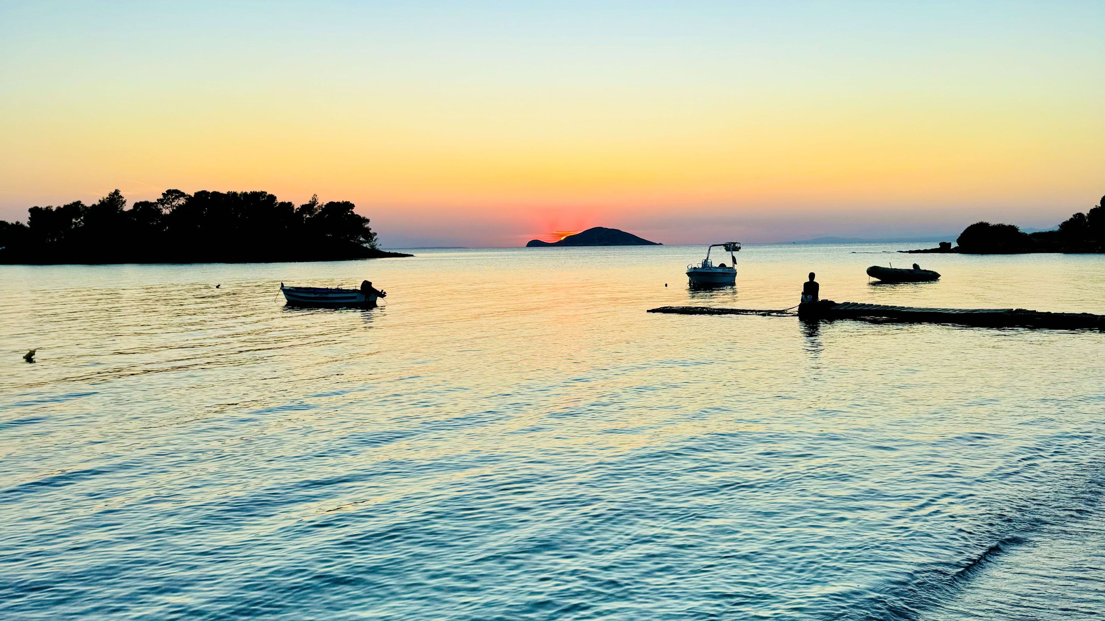 Sunset at turtle island - Kelifos