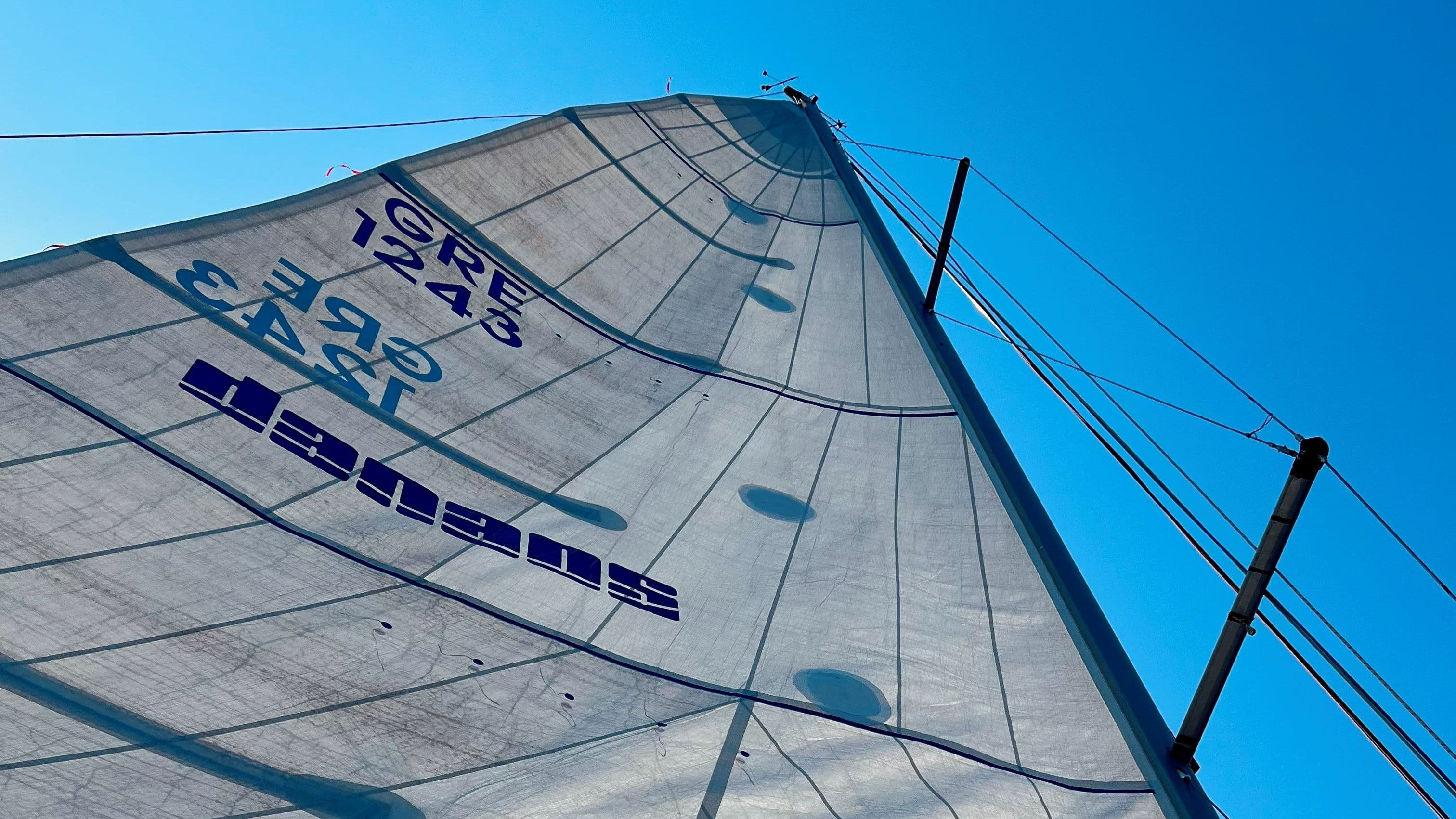 Racing day with the mainsail fully up